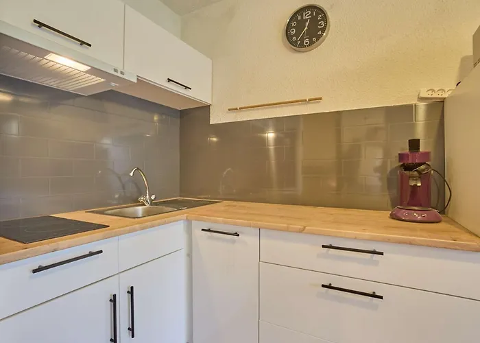 T1 Bis Avec Jardin Privatif A - Fr-1-841-64 Apartment